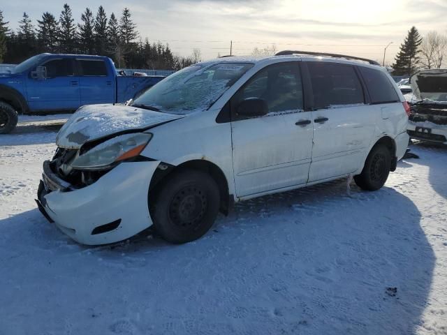 2010 Toyota Sienna CE