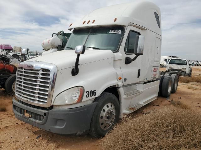 2016 Freightliner Cascadia 125