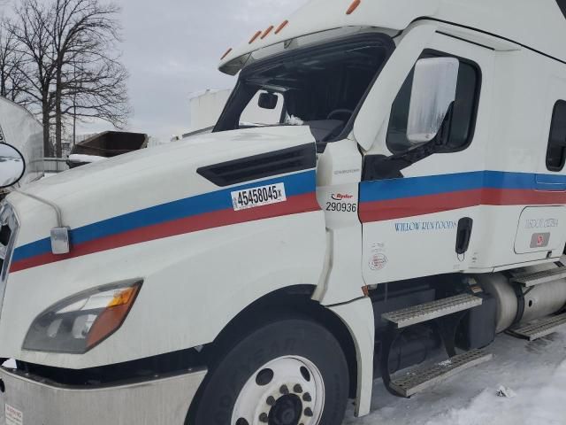 2020 Freightliner Cascadia Semi Truck