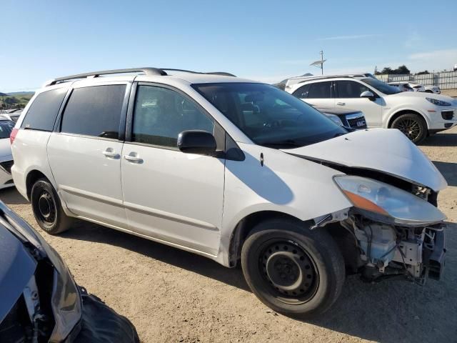 2007 Toyota Sienna CE