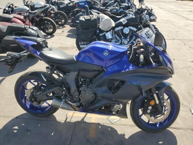 2023 Yamaha YZFR7