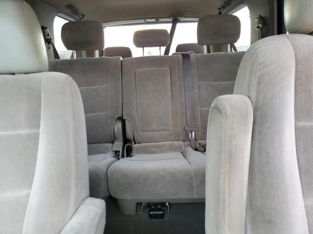 2004 Toyota Sequoia SR5