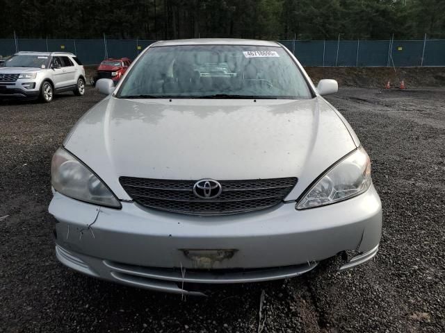 2004 Toyota Camry LE