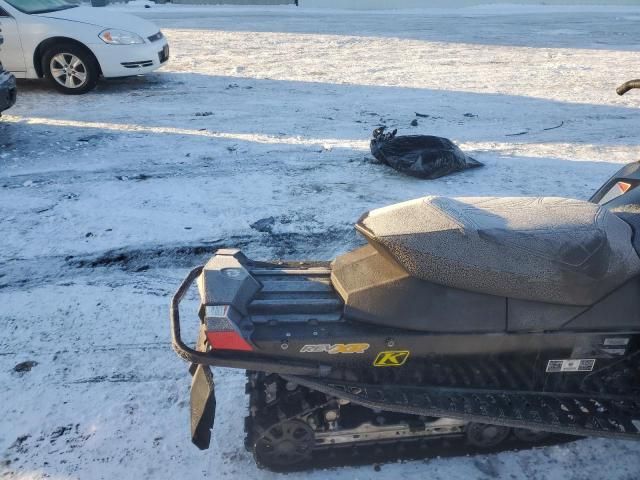 2010 Skidoo 2010 Skidoo Snowbmobil