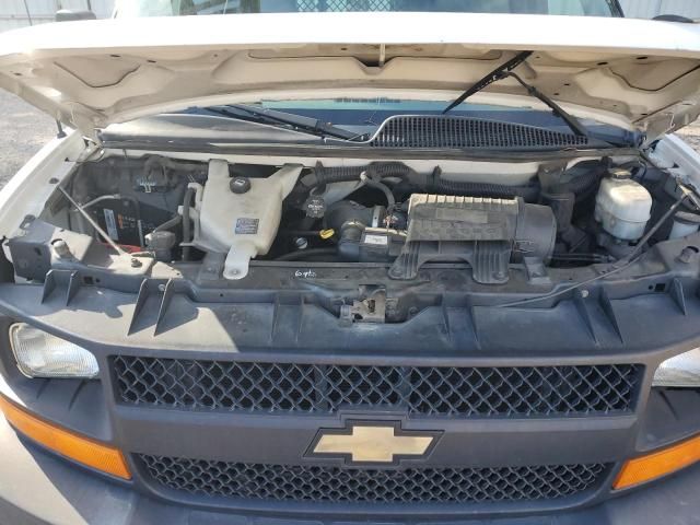 2013 Chevrolet Express G2500