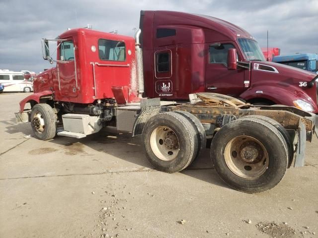 1996 Peterbilt 385 Semi Truck