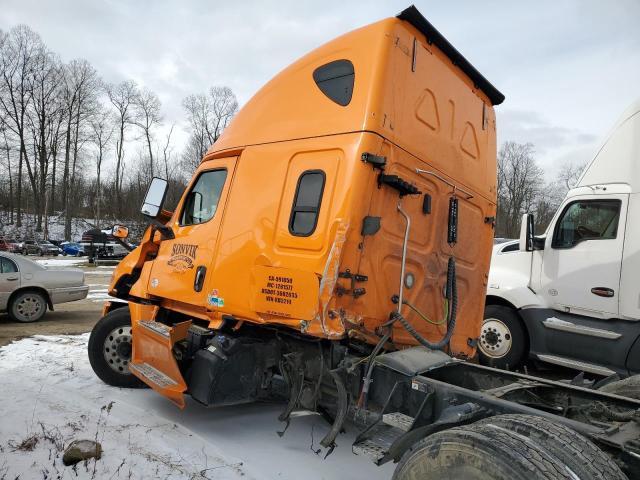 2020 Freigliner Cascadia 126