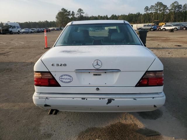 1995 Mercedes-Benz E 320 Base