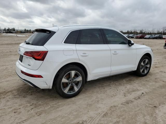 2024 Audi Q5 Premium 40