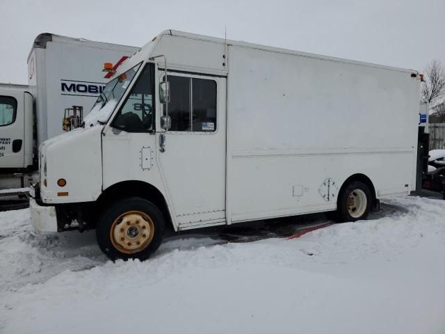 1999 Freightliner Chassis M Line WALK-IN Van