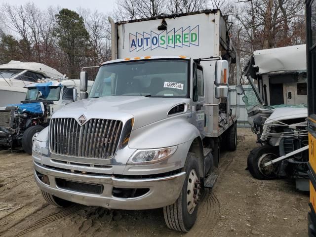 2009 International 4000 4400