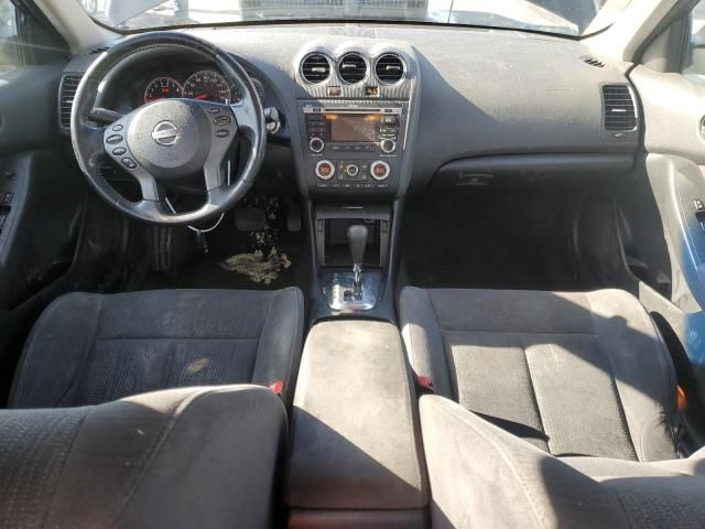 2010 Nissan Altima Base