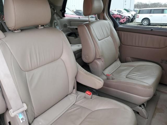 2008 Toyota Sienna XLE