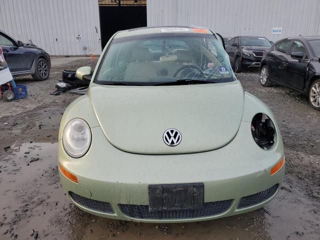 2009 Volkswagen New Beetle S