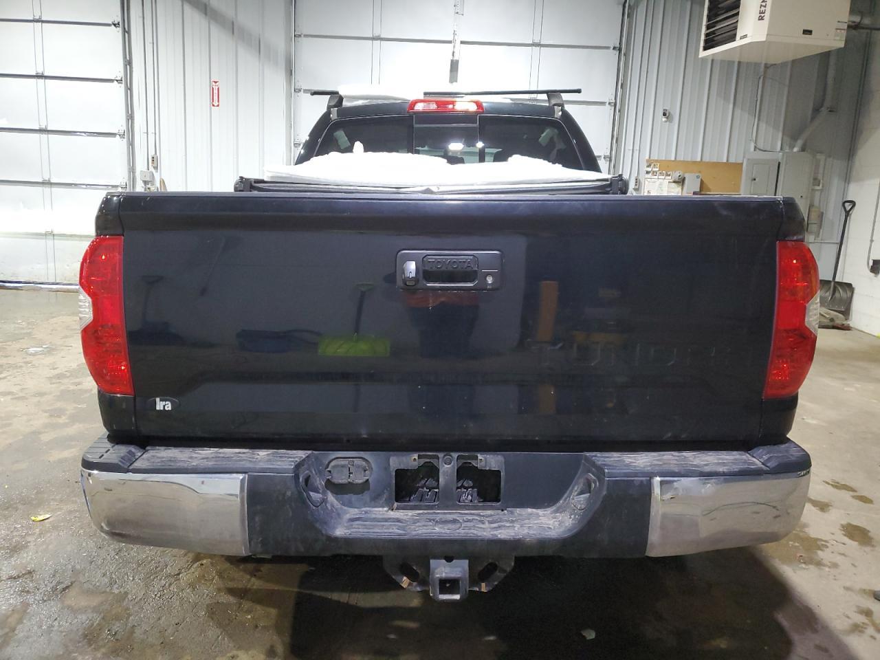 2017 Toyota Tundra SR5