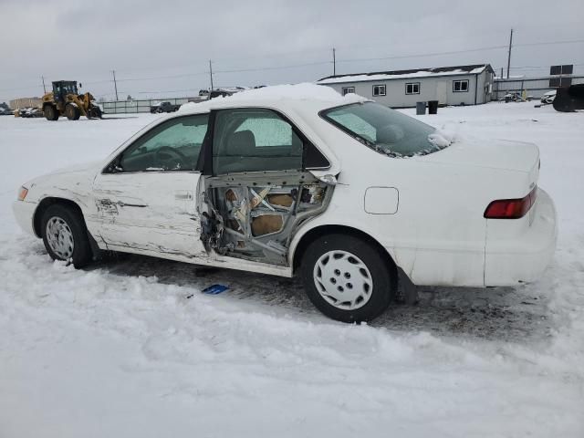 1999 Toyota Camry LE