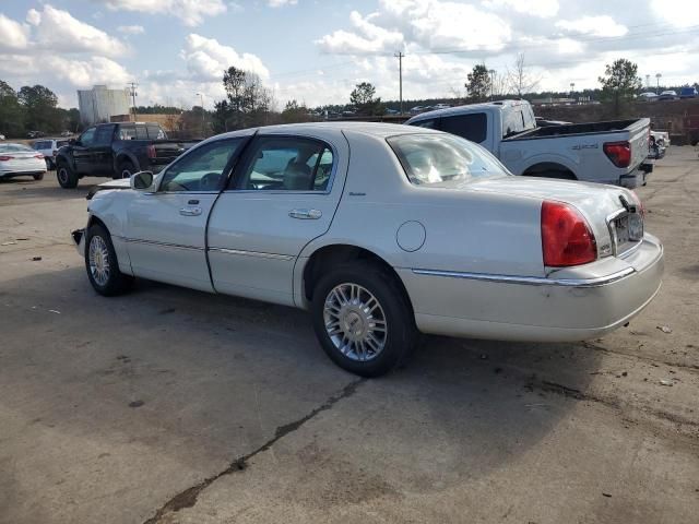 2006 Lincoln Town Car Signature