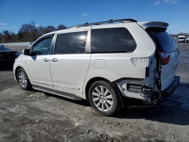 2017 Toyota Sienna XLE