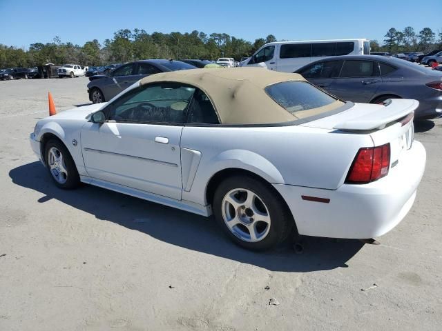 2004 Ford Mustang