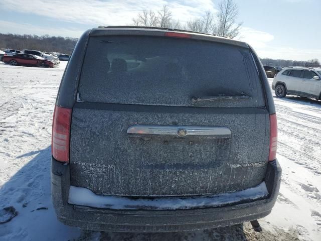 2010 Chrysler Town & Country Touring Plus