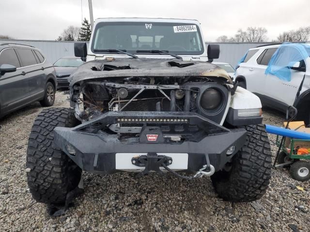 2022 Jeep Gladiator Sport