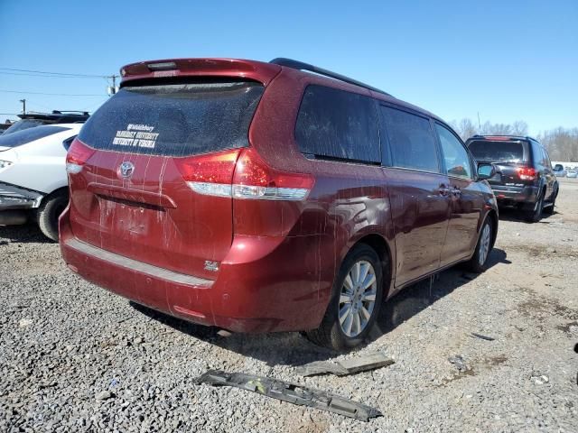 2012 Toyota Sienna XLE