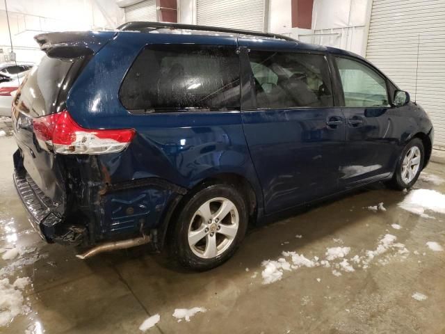 2012 Toyota Sienna LE