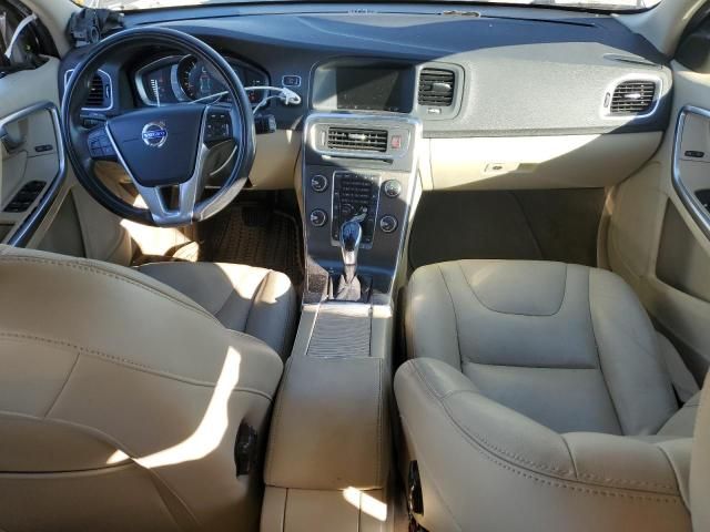 2015 Volvo V60 Premier
