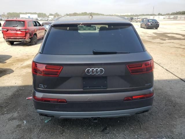 2019 Audi Q7 Premium Plus