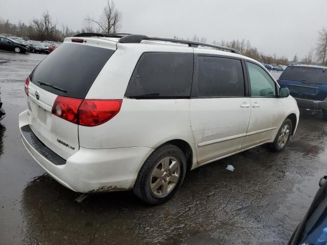 2006 Toyota Sienna CE