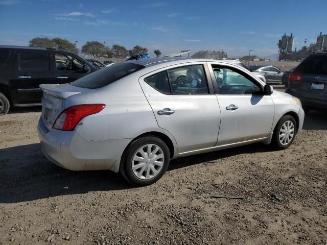 2013 Nissan Versa S