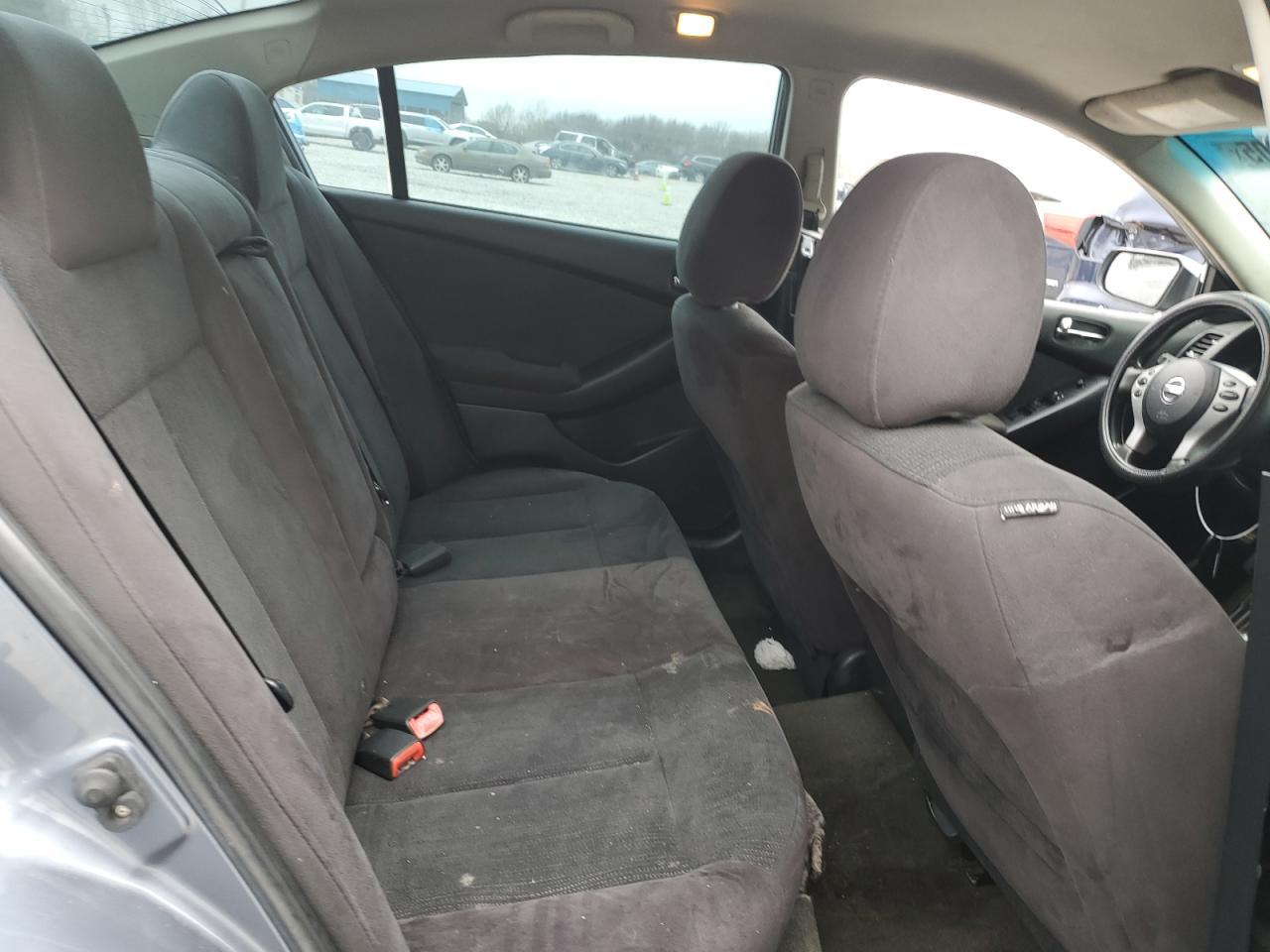 2011 Nissan Altima Base