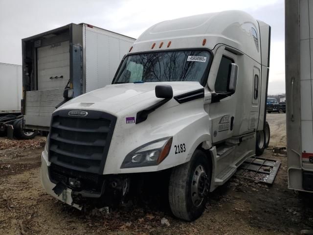 2021 Freightliner Cascadia Semi Truck