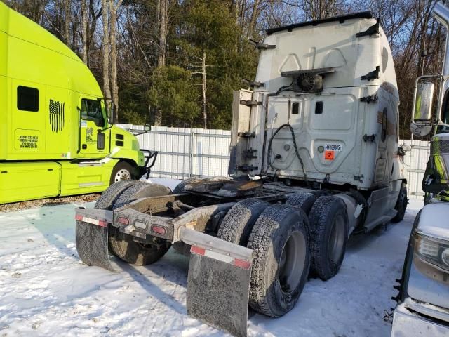 2016 Freightliner Cascadia 125 Semi Truck