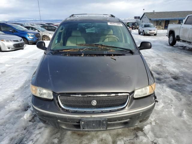 1997 Chrysler Town & Country LXI