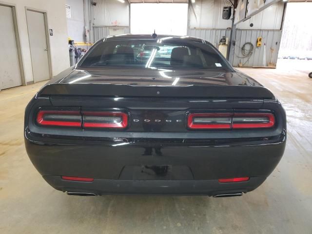 2015 Dodge Challenger SXT Plus