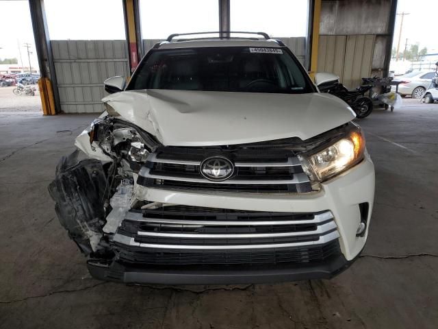 2019 Toyota Highlander SE