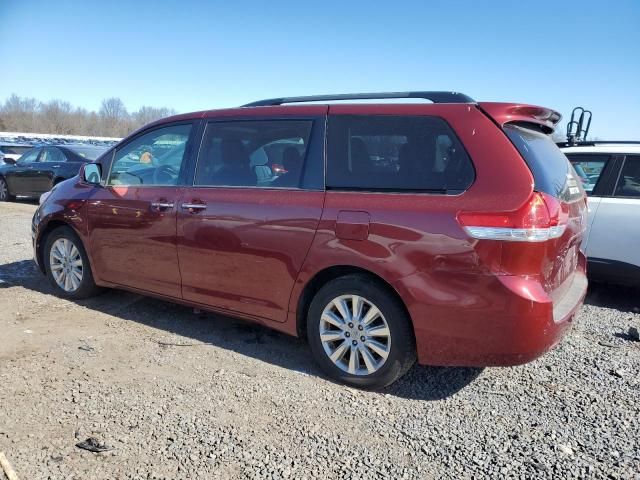 2012 Toyota Sienna XLE