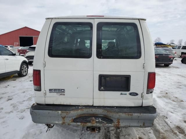 2012 Ford Econoline E250 Van