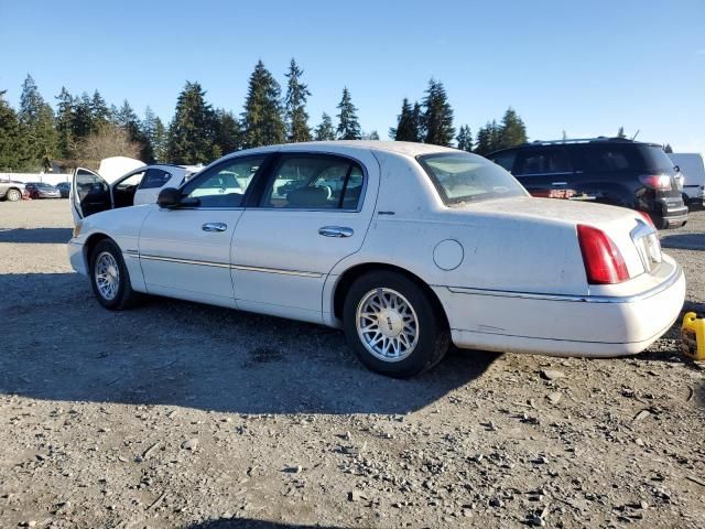 1998 Lincoln Town Car Signature