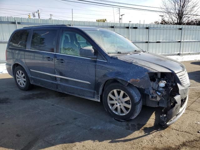 2013 Chrysler Town & Country Touring