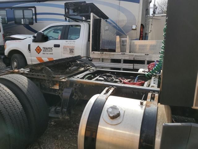 2015 Freightliner Cascadia 125