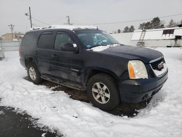 2011 GMC Yukon SLE