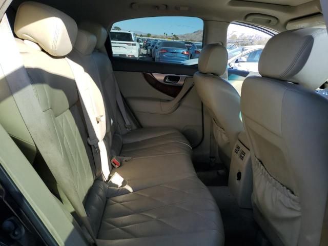 2011 Infiniti FX35