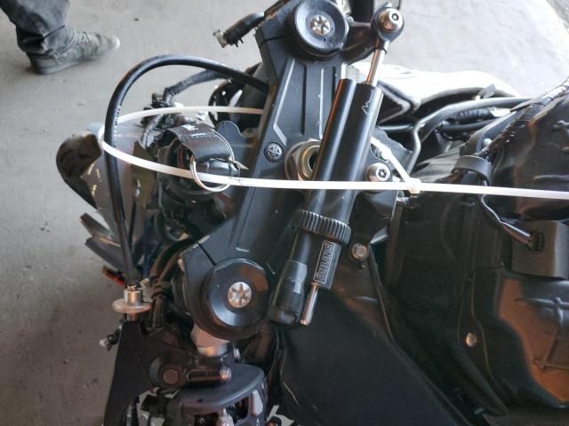 2021 Kawasaki ZX1002 L