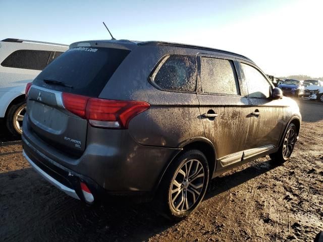 2016 Mitsubishi Outlander SE