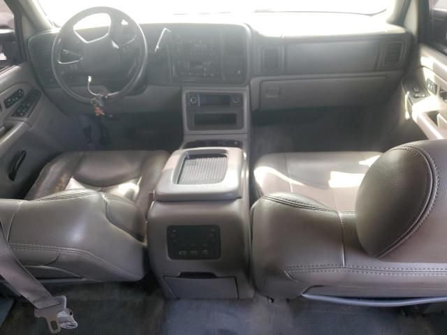 2004 Chevrolet Suburban C1500