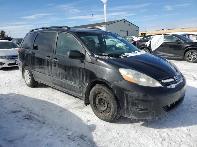 2010 Toyota Sienna CE