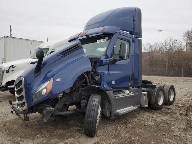 2022 Freightliner Cascadia 126