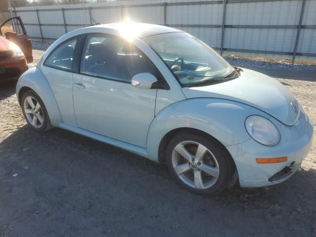 2010 Volkswagen New Beetle